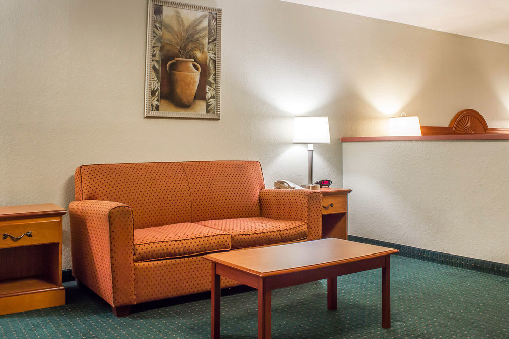 6 Tucson, Az Airport Kino Sports Complex Hotel